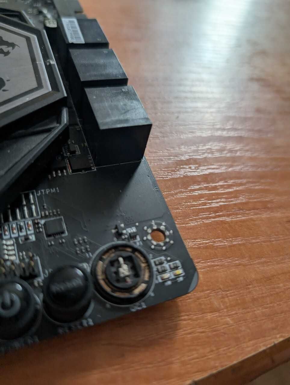 Płyta główna socket LGA1151 MSI Meg Z390 ACE + pentium Gold G5400 OPIS