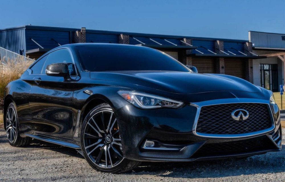 INFINITI Q60 Sport Coupe      2018