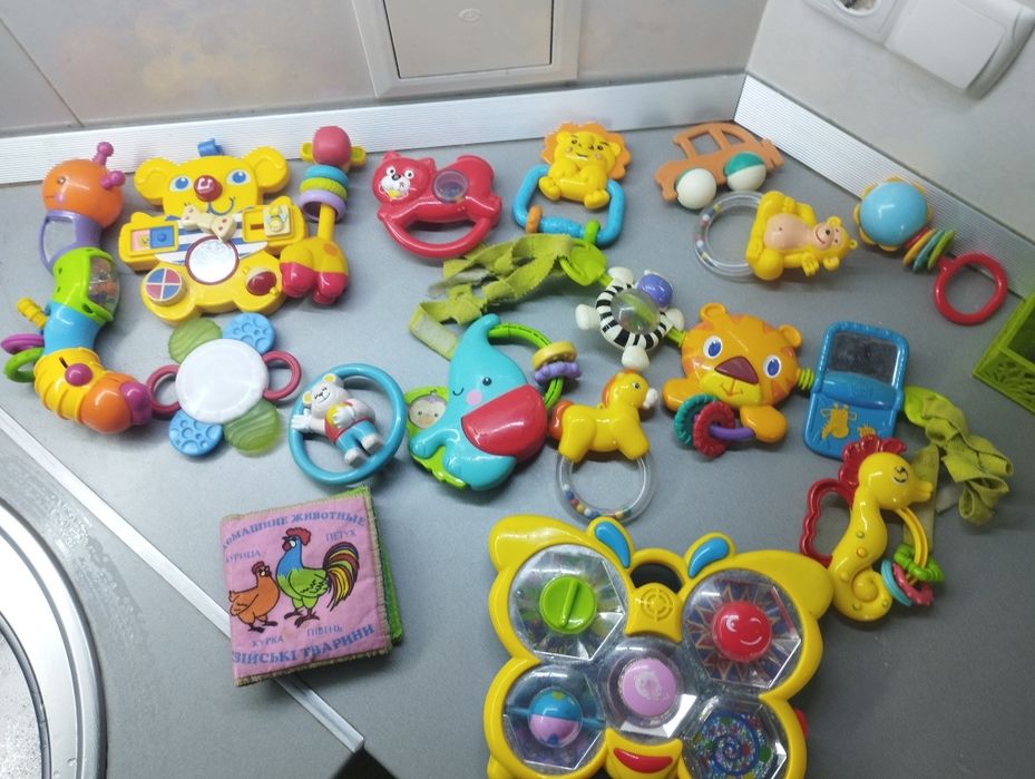 Погремушки игрушки розвивашки цена за всё