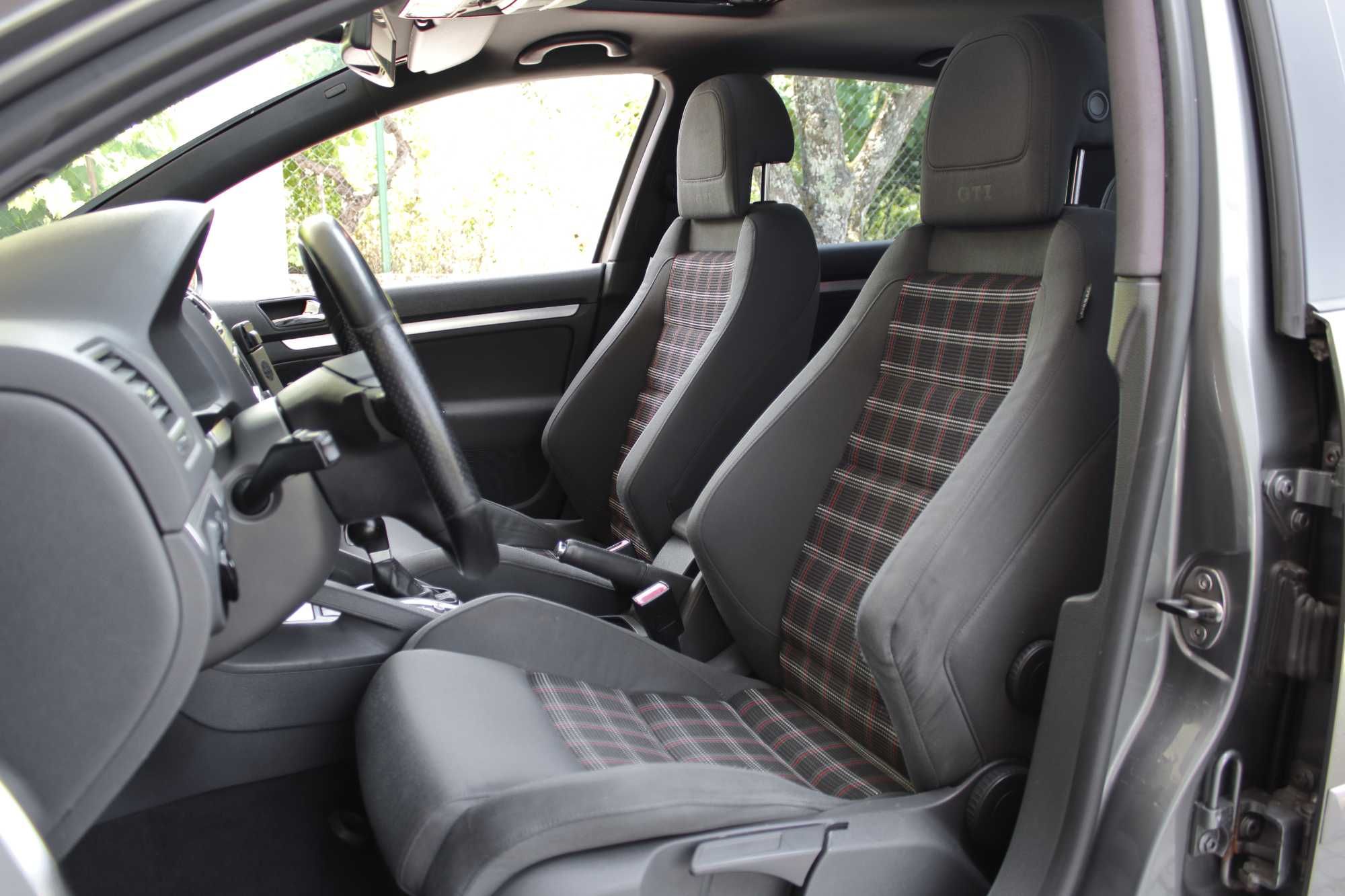 VW Golf 5 V DSG GTi 200CV (195€/Mês) - 84 Meses