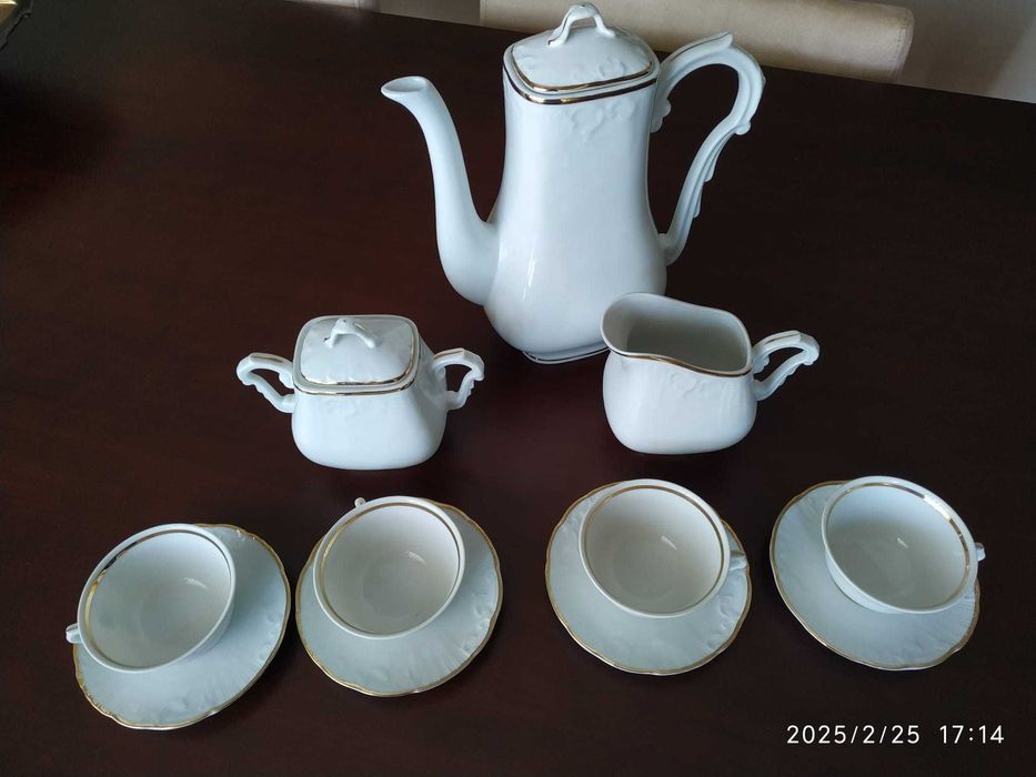 Serviço de café "Vista Alegre"