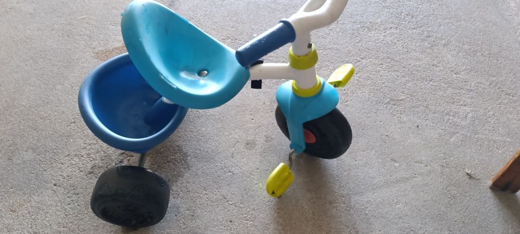 Triciclo para criança