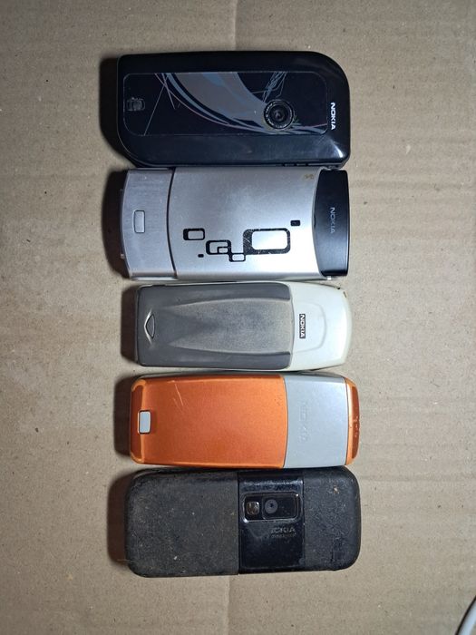 Лот кнопочних телефонов Нокіа N72 ,6233 та інші