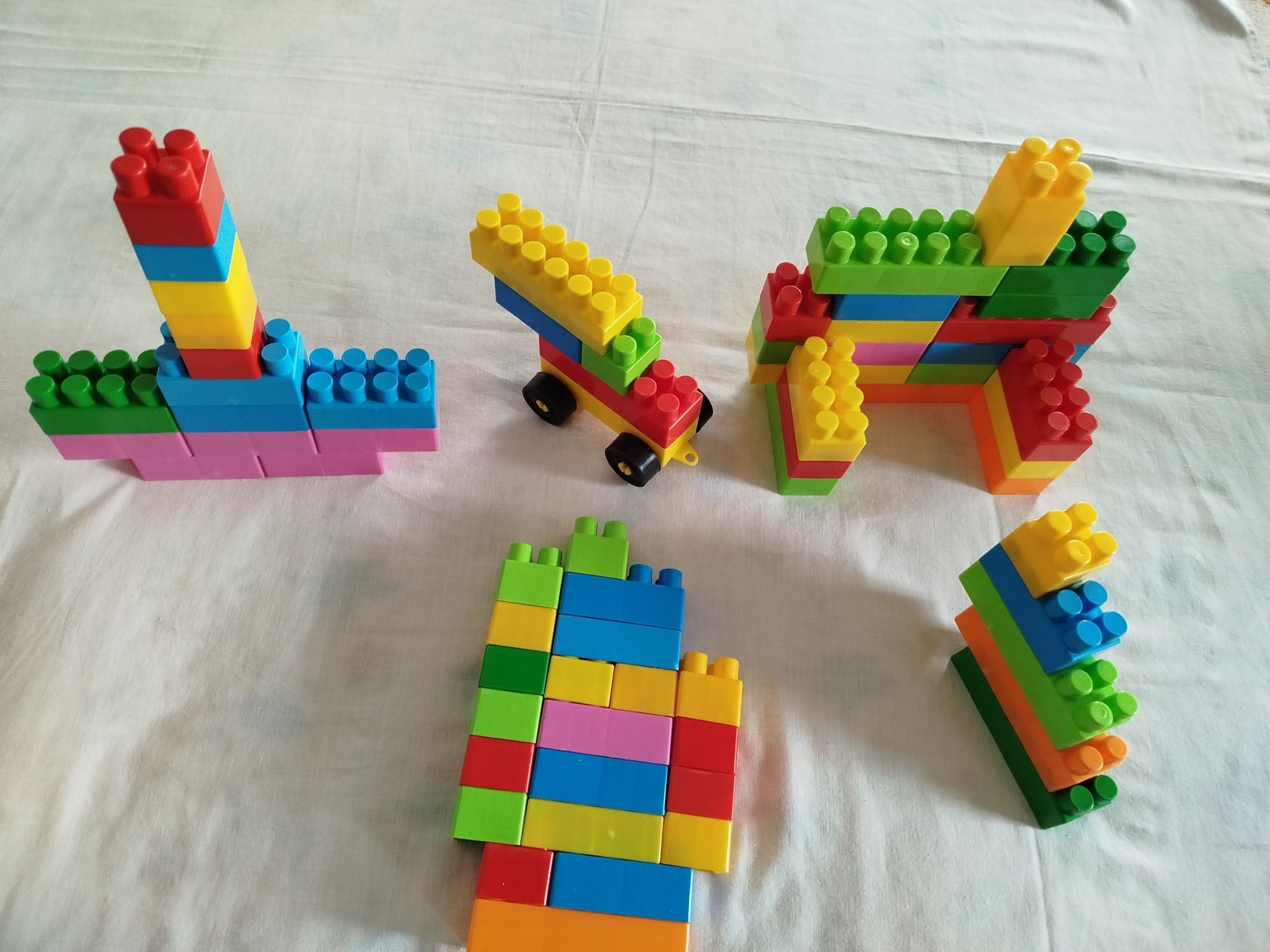 Legos-  67 peças