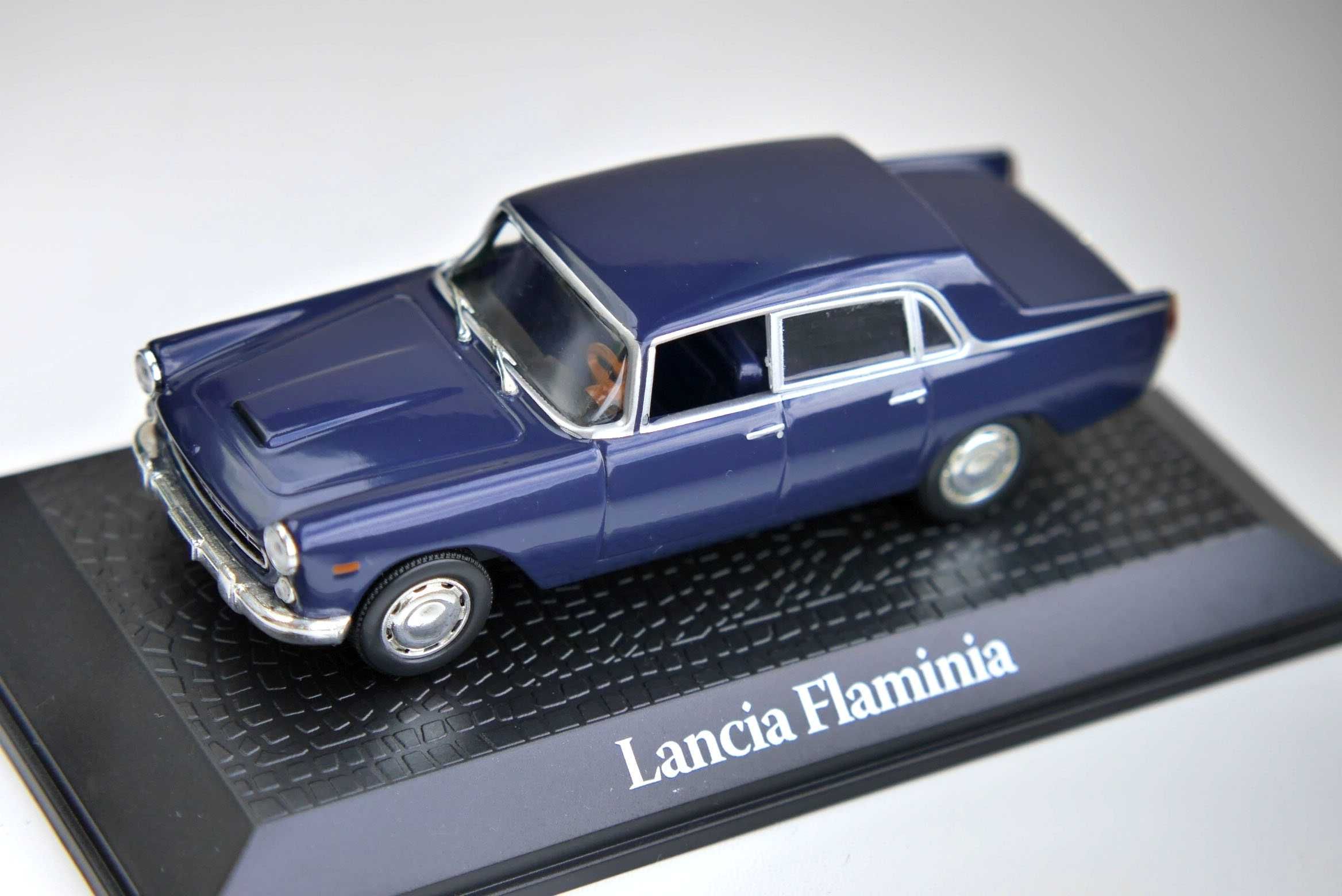 Модель Lancia Flaminia Giovanni Gronchi (1960) 1:43 ATLAS (Norev)