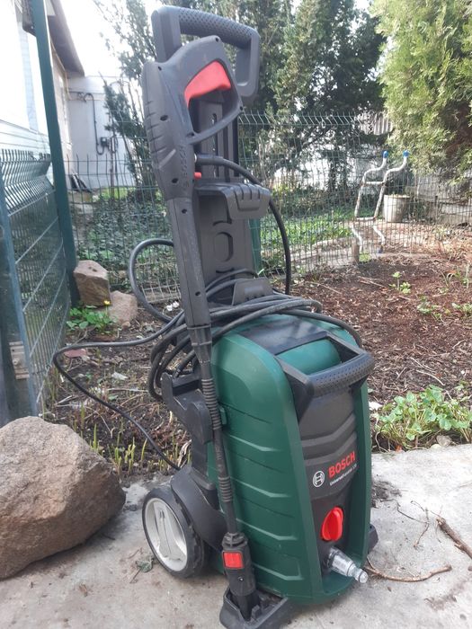 Мойка высокого давления Bosch UniversalAquatak 135