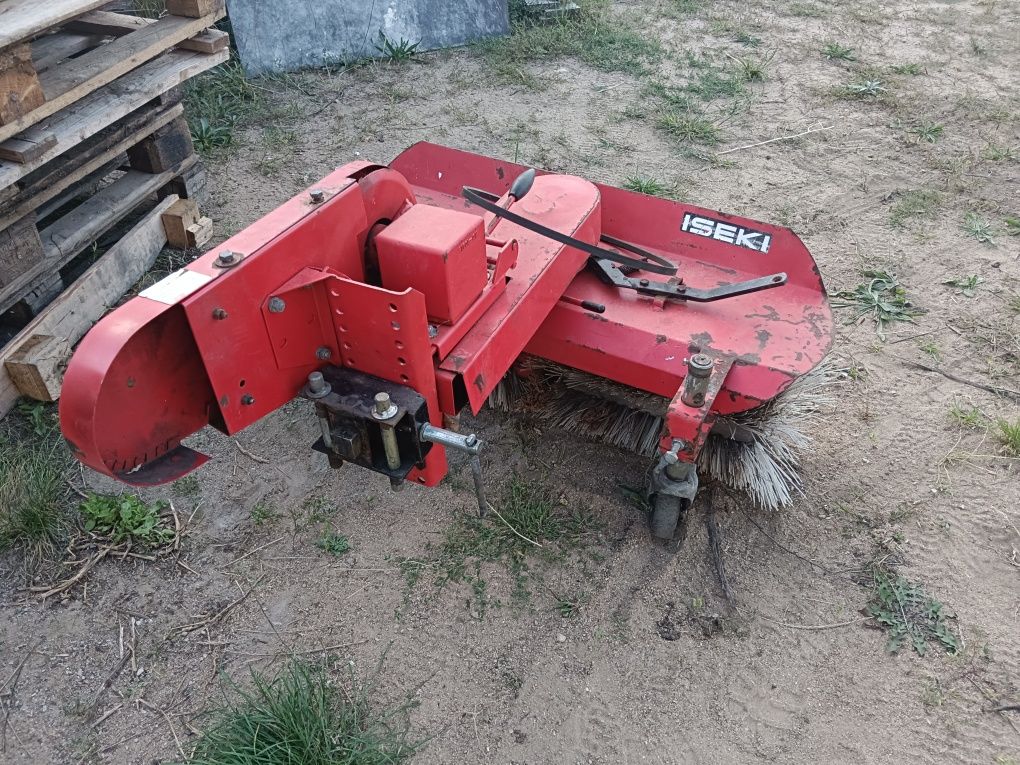 Zamiatarka szczotka do traktorka dzika Honda Iseki Kubota