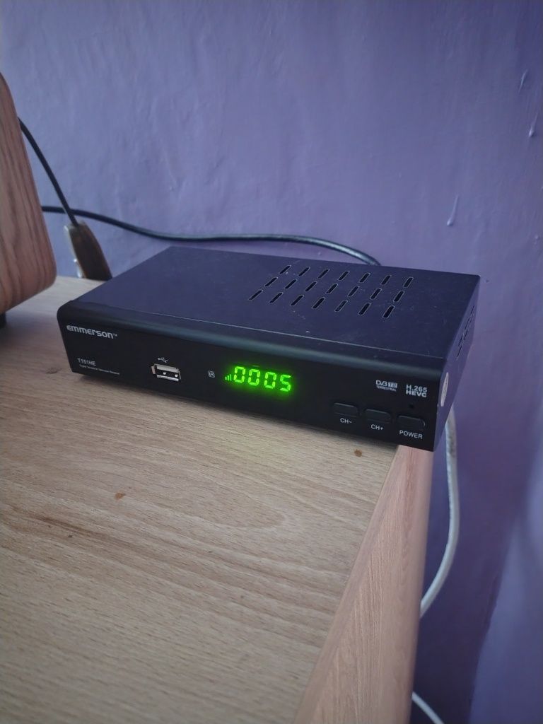 Dekoder Emmerson DVB-T 2 hevc 2-tygodniowy