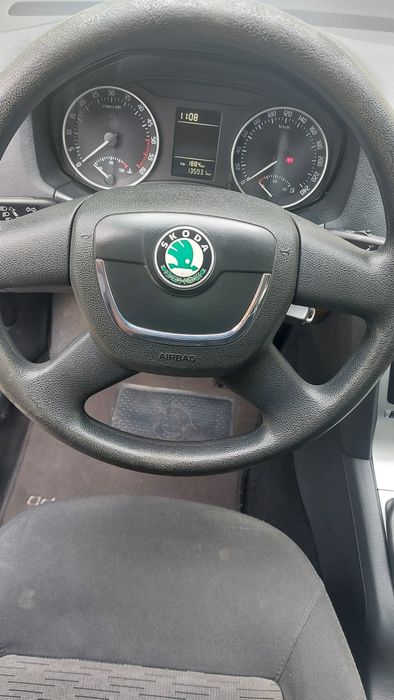 Skoda Octavia 1.6 105 Greenline 2010 IMPECÁVEL *SÓ 135.000 KM*