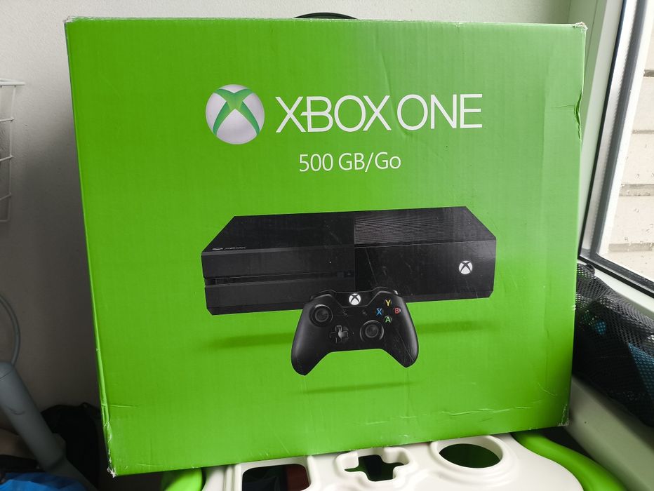 Продам Xbox One 500GB/Go