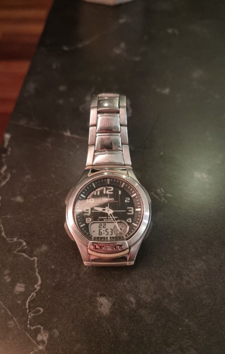 zegarek Casio AQ-180w