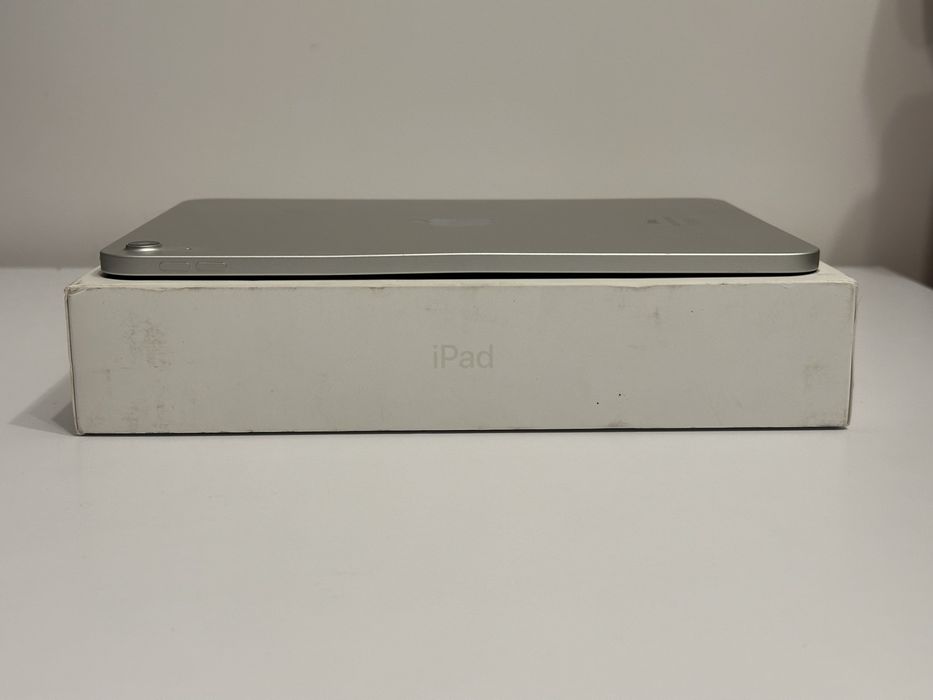 iPad 10th Gen 256GB Stan Idealny + rysik i klawiatura
