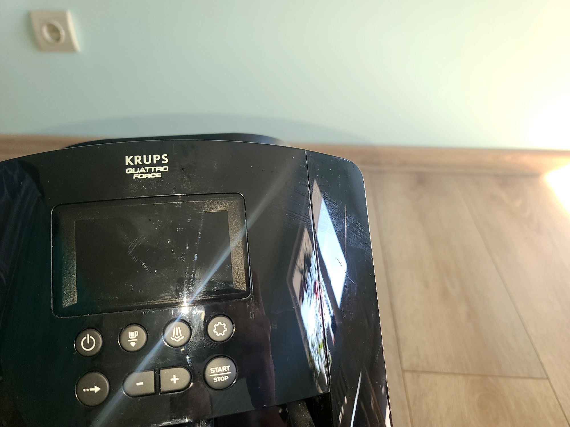 Кофемашина KRUPS Arabica EA817010. Новая - Витринный образец