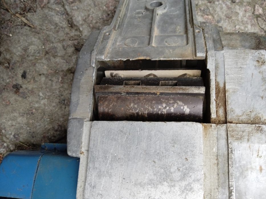 Продам электро рубанок и дрель