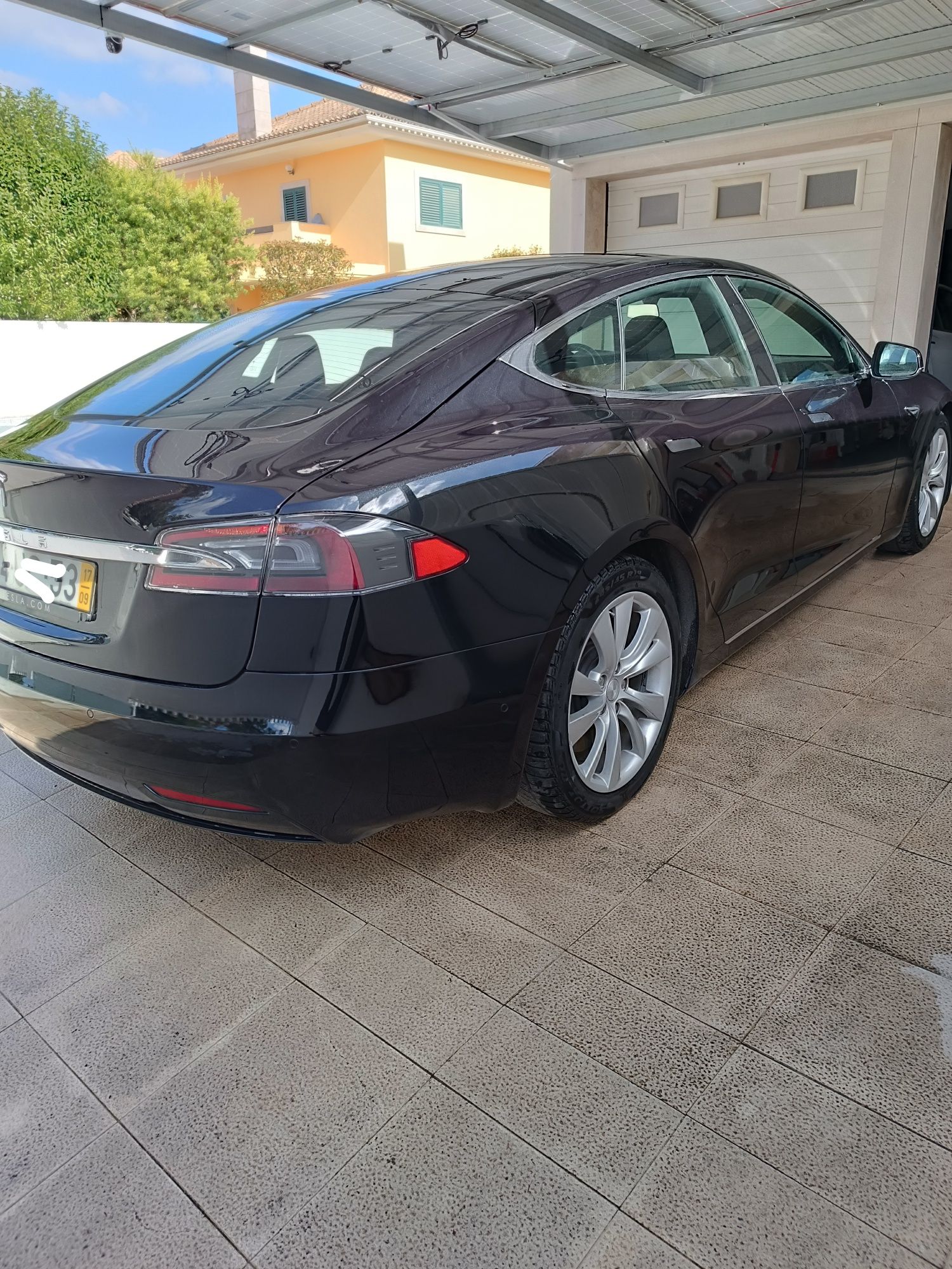 Tesla S75D  2017 Supercharger grátis