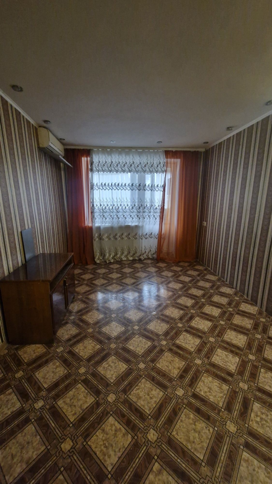 Продам 3х комнатную квартиру Варваровка