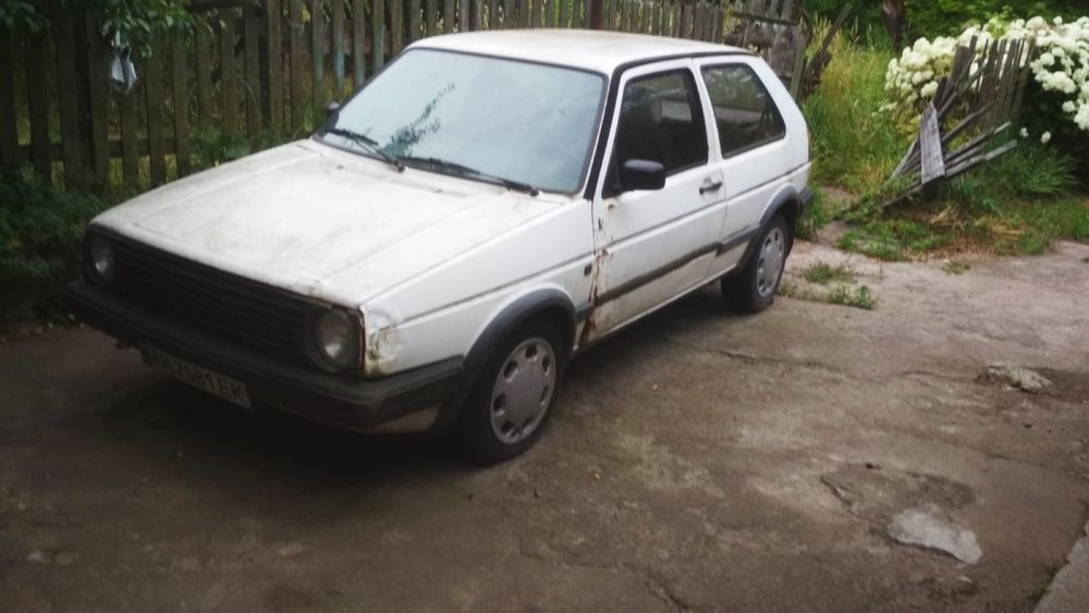 Volkswagen Golf 1990, Гольф 2