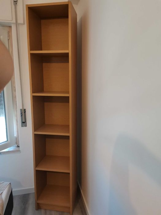 Estante castanha 203 cm