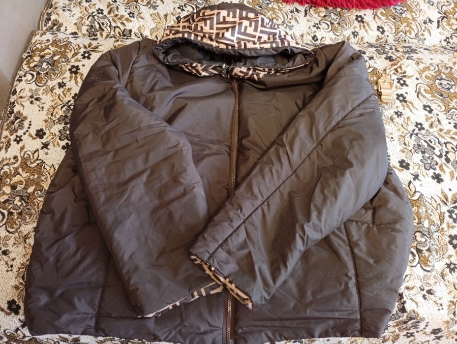 Зимова куртка жіноча