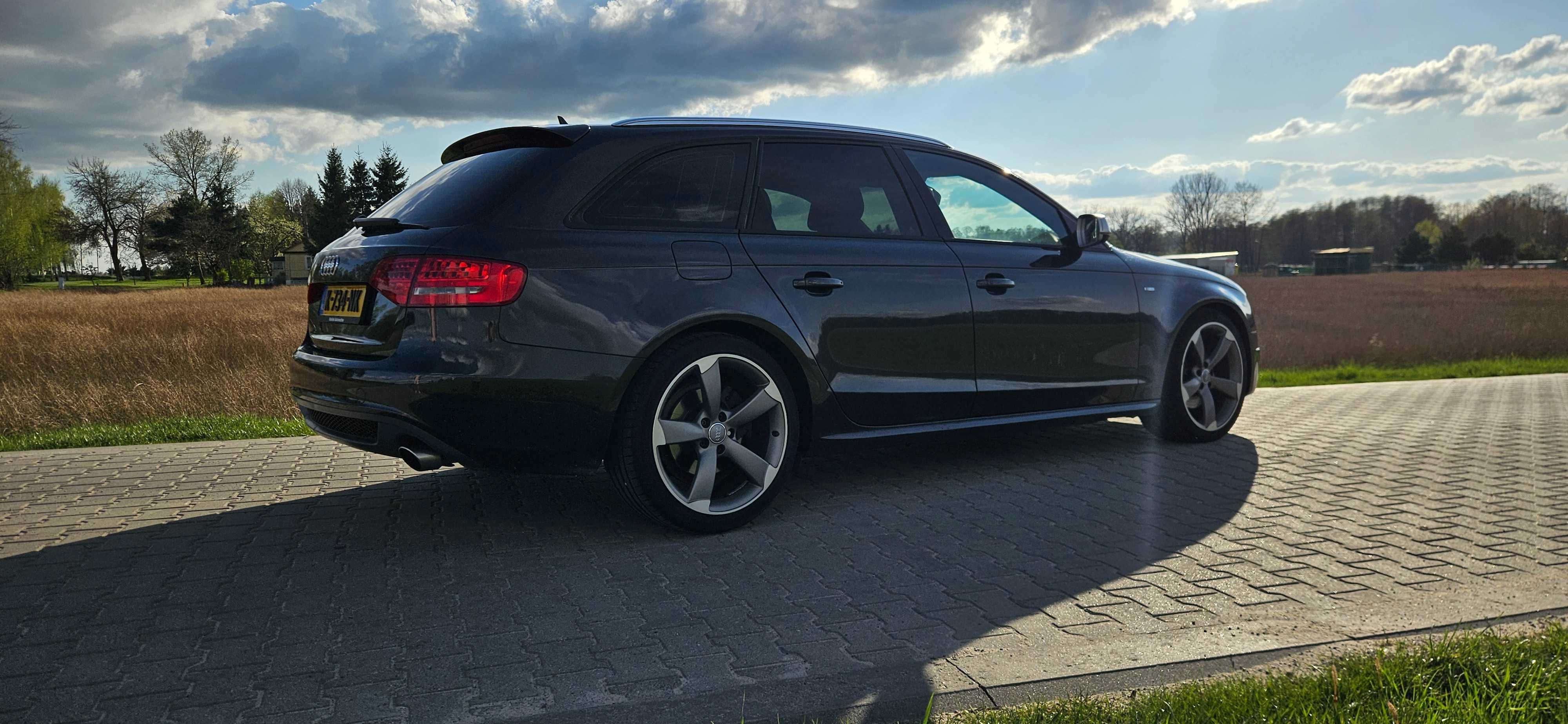 Audi A4 B8 Sline 3.2 FSI Quattro Manual 2011r Xenon PDC Pano Bang Hak