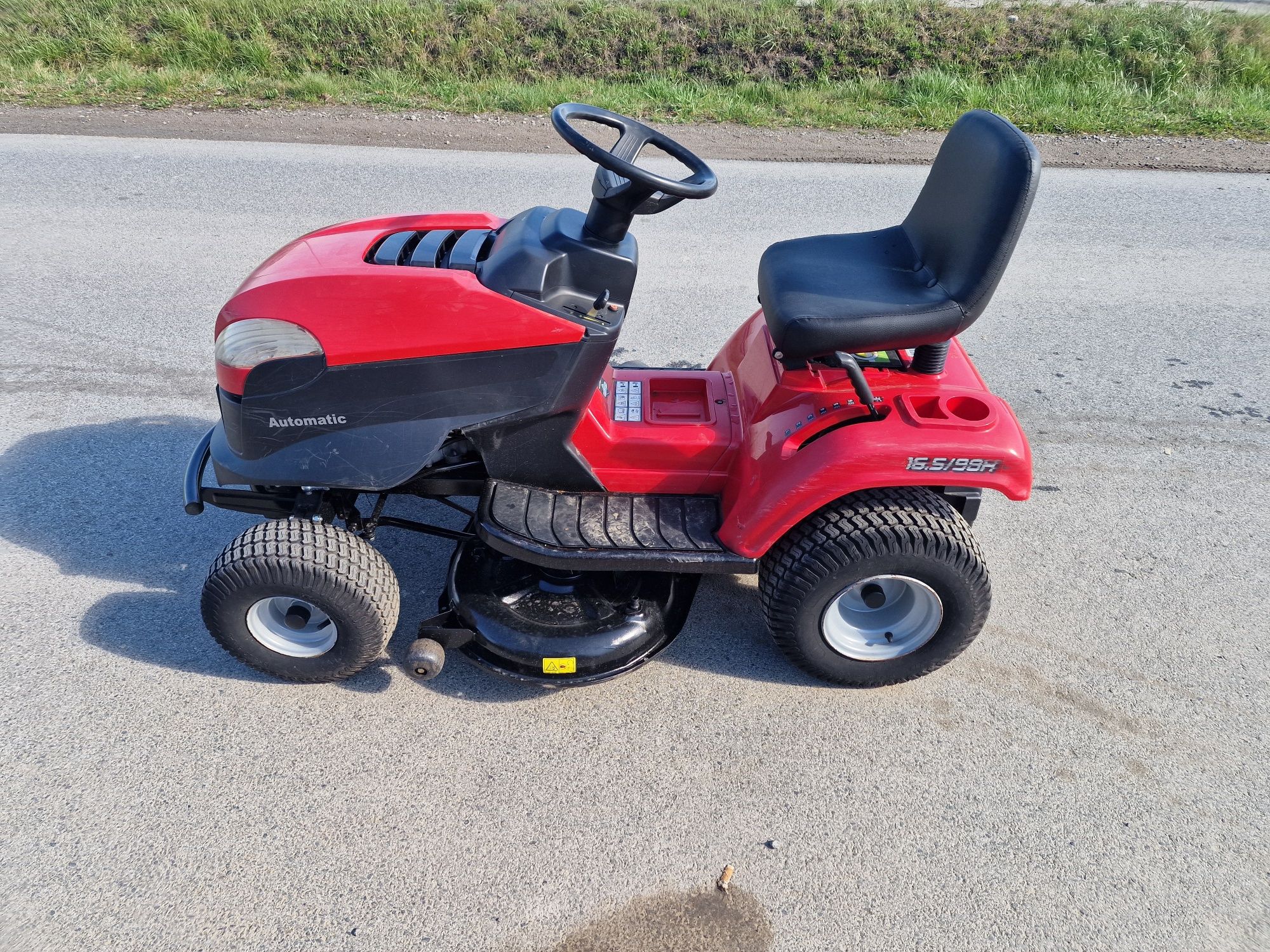 Sprzedam traktorek do trawy 17 koni briks