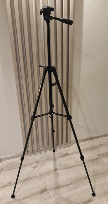 Statyw bez nazwy do kamery lub aparatu