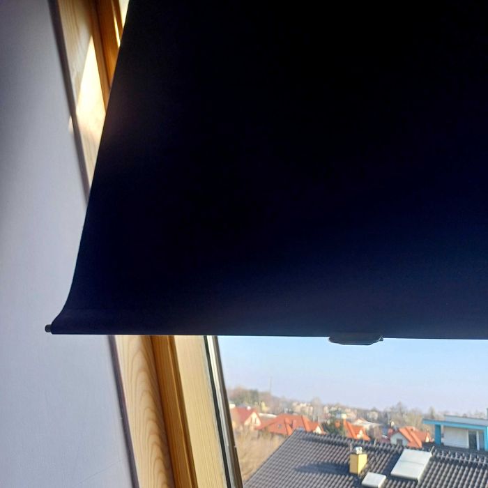 Rolety do okien dachowych 78x140 Velux granatowe