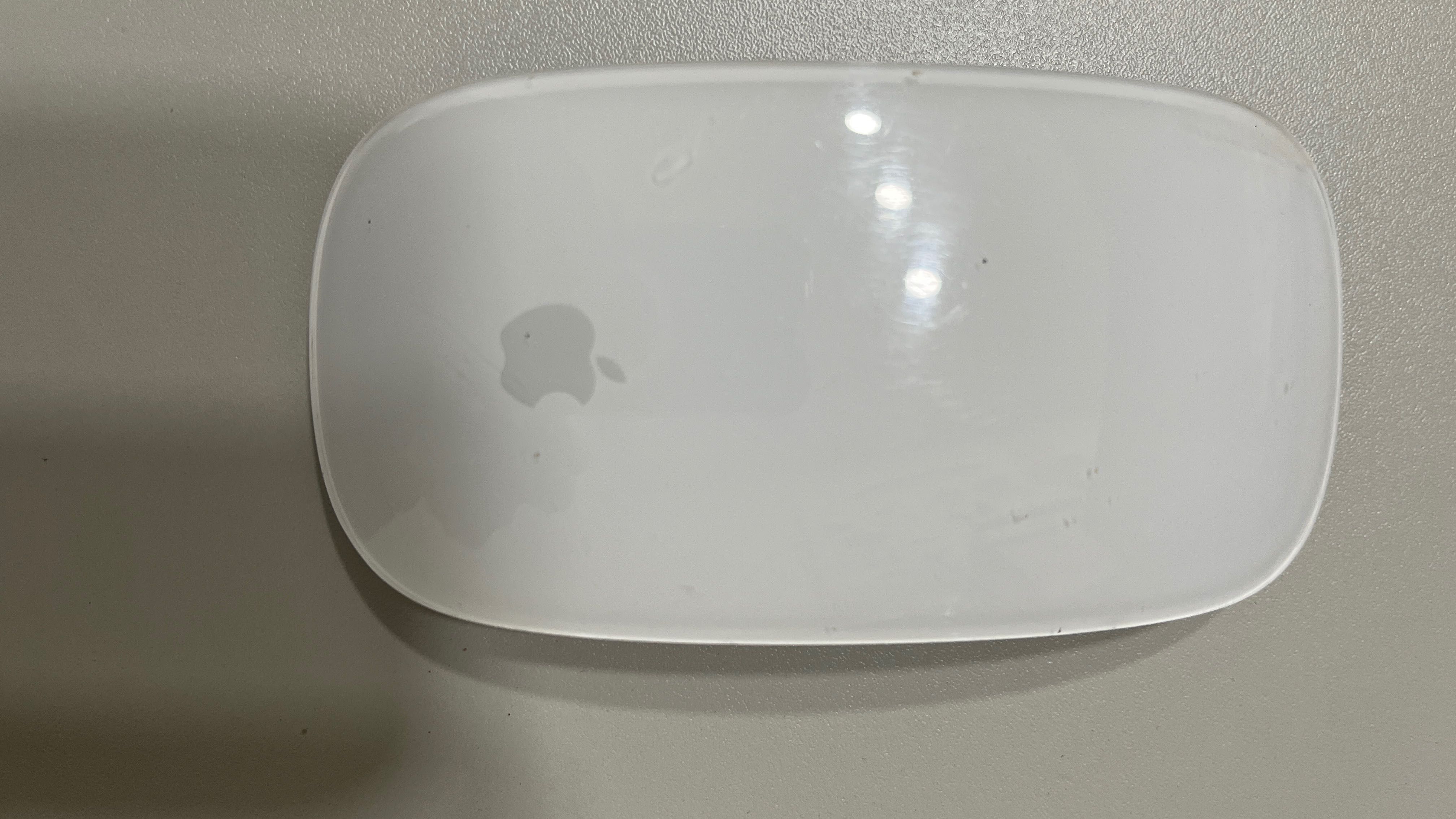 Apple Magic Mouse 2 A1657 e apple keyboard