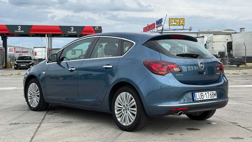 Opel Astra J, 2012r, 1.4T + LPG, polift, COSMO