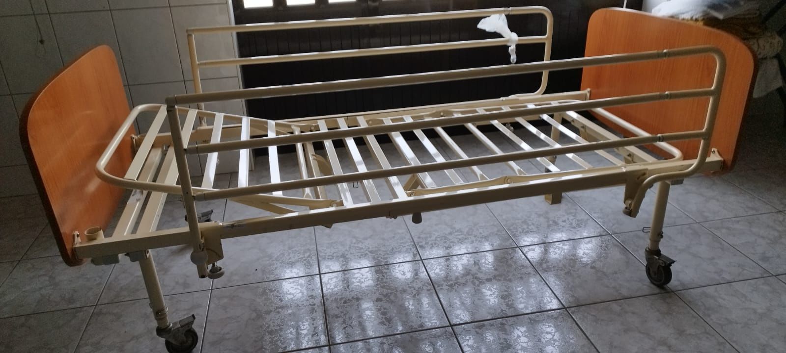 Cama articulada manual