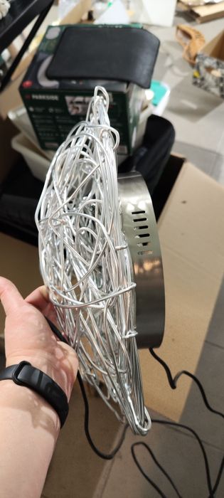Loftowa lampa LED,klosz z drutu,efektowna, industrialna