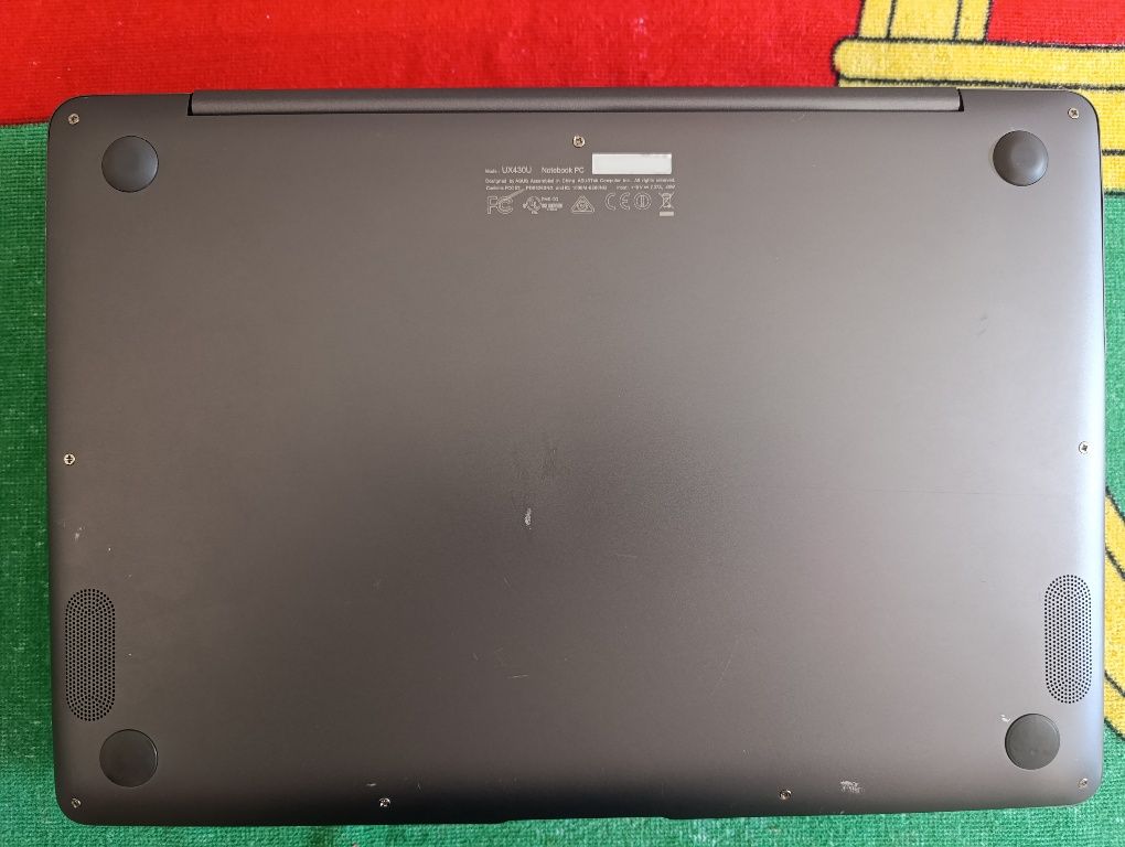 Asus UX430 (i5 8th - 8GB DDR4 - 256GB SSD - GeForce MX150 2GB)