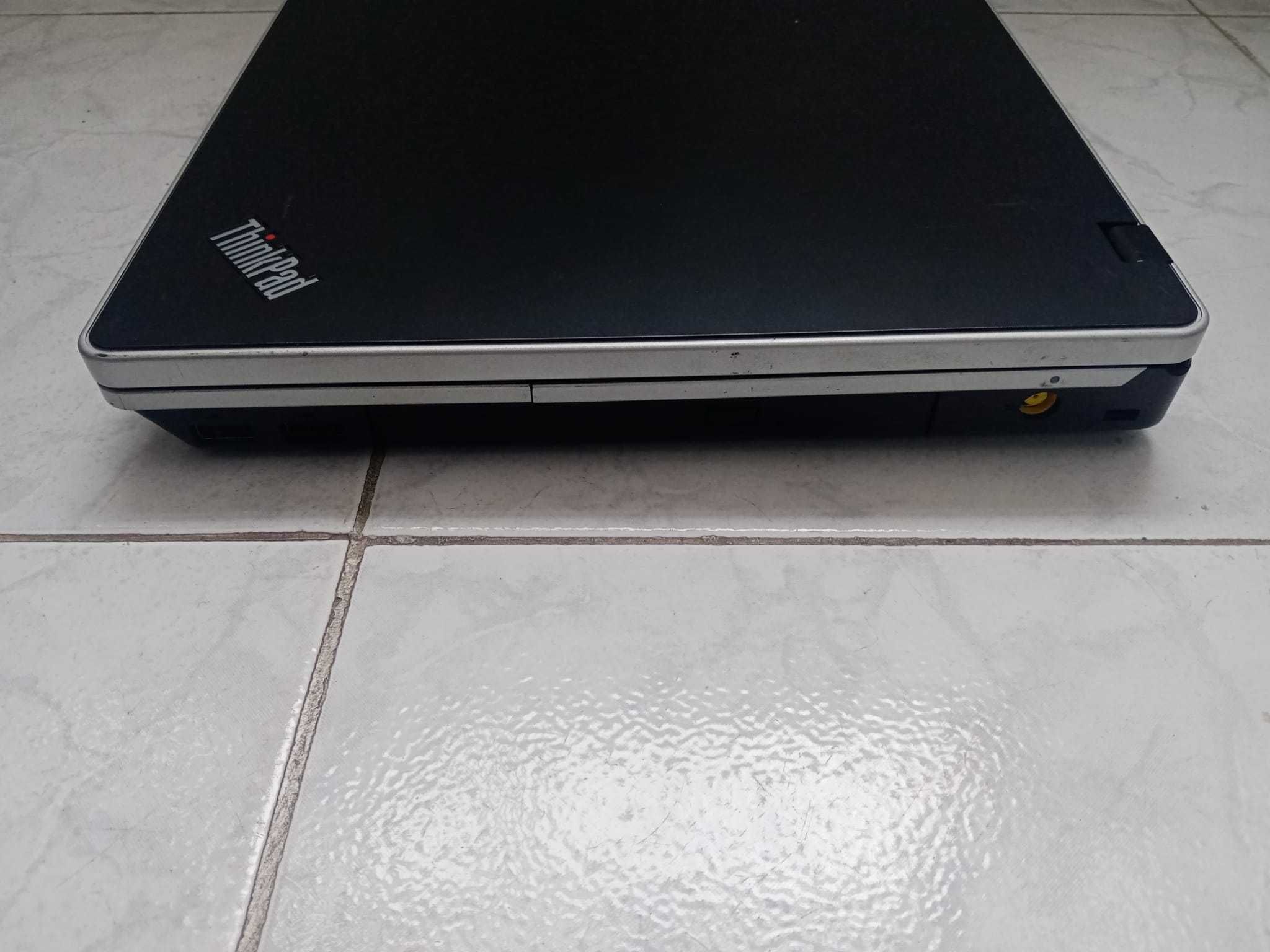 Lenovo ThinkPad Intel® Core i3