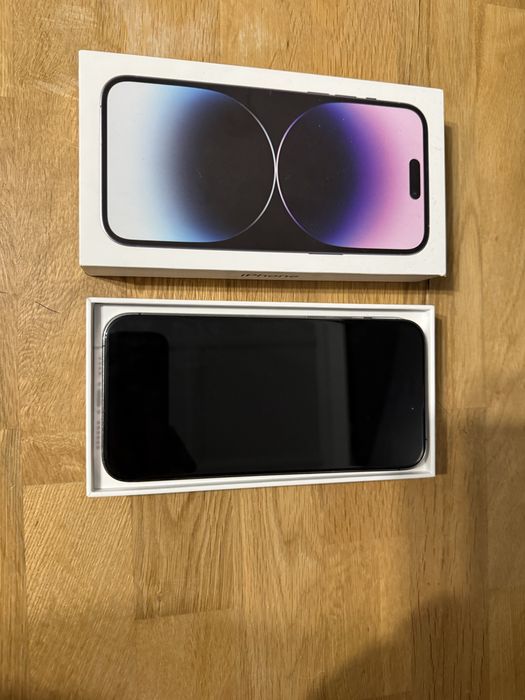 Продам айфон 14 про макс на 256 ГБ