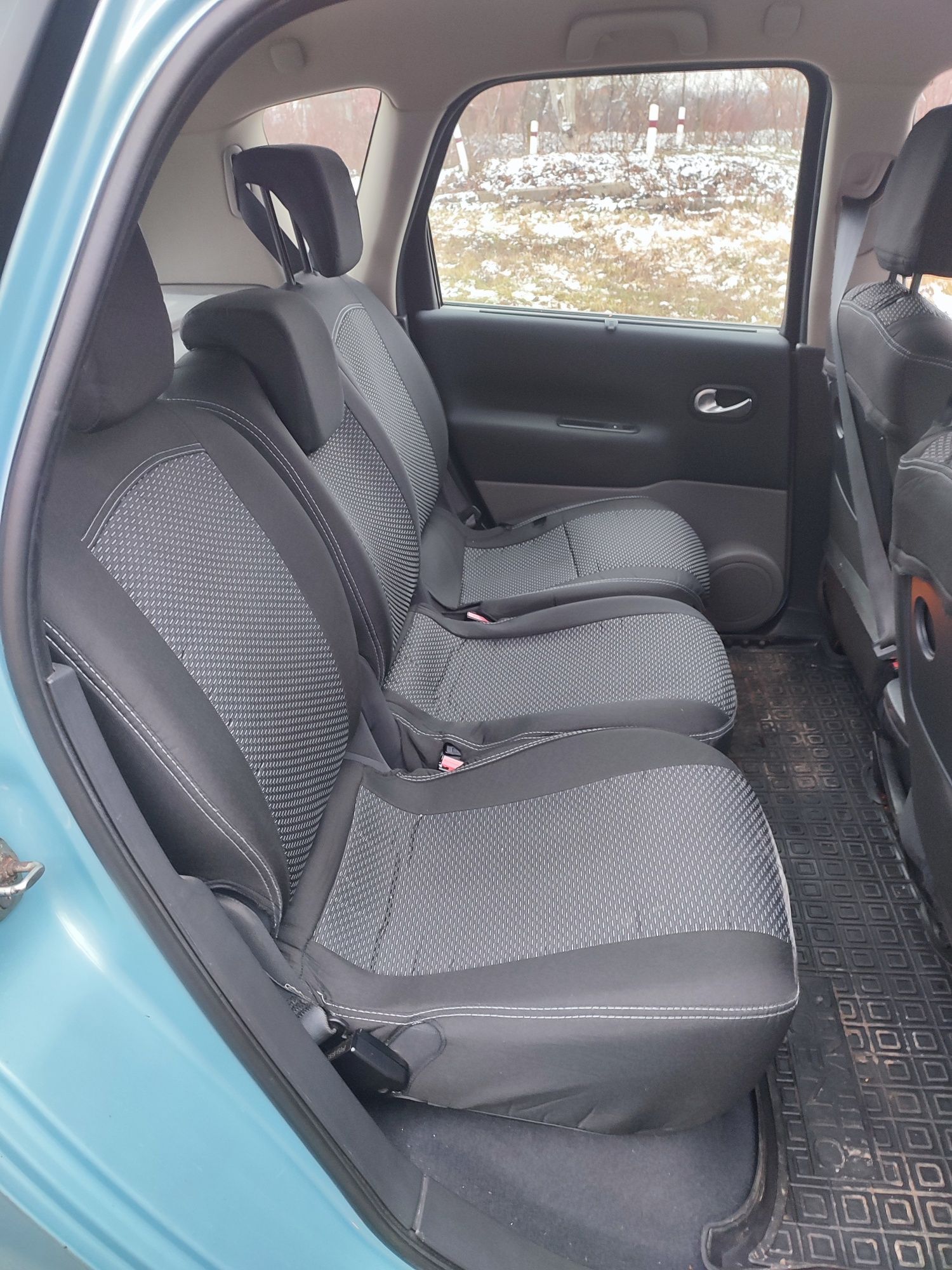 Автомобіль Renault scenic 2 у гарному стані