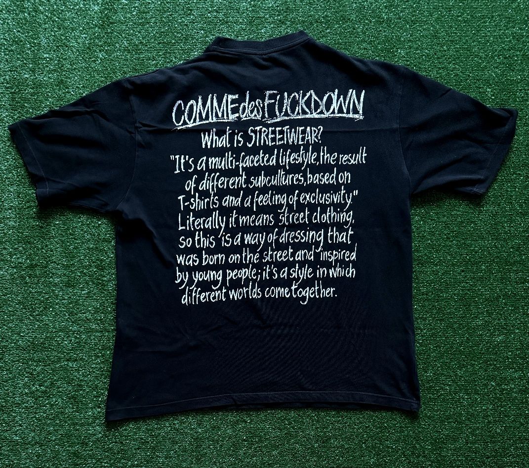 Футболка comme des FUCKDOWN