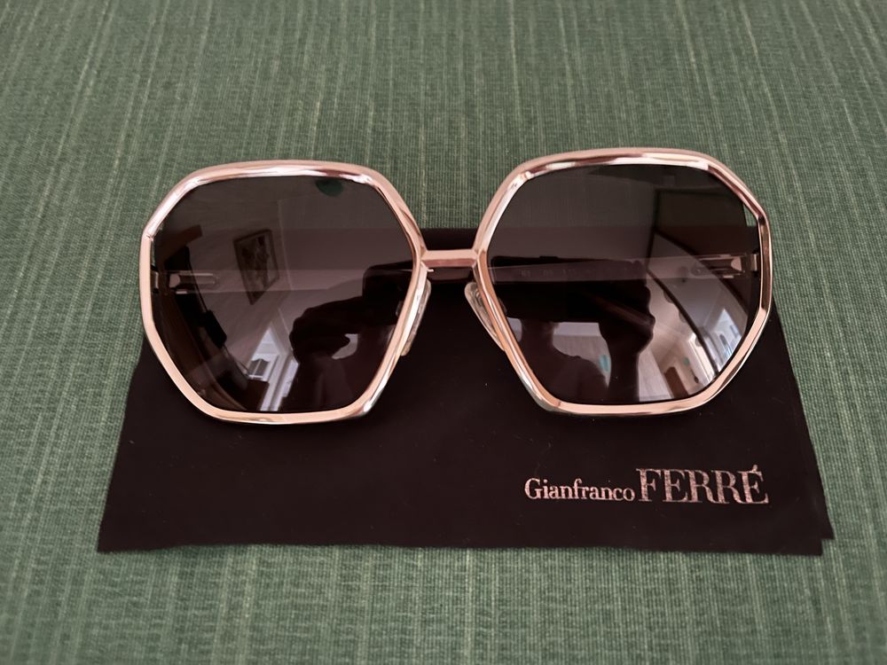 Сонцезахисні окуляри Gianfranco Ferre