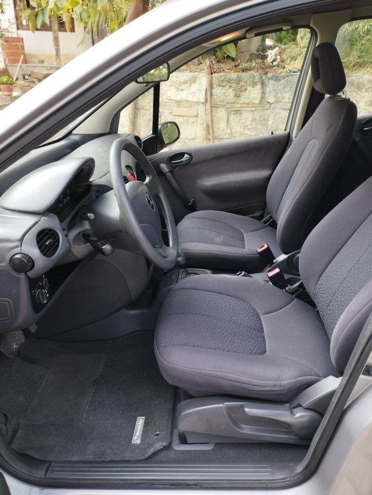Mercedes A140 caixa automática