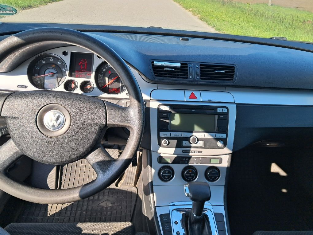 Volkswagen Passat B6 2008р 1.6FSI