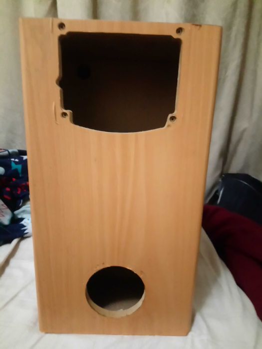 корпус,короб сабвуфера (желательно самовывоз)