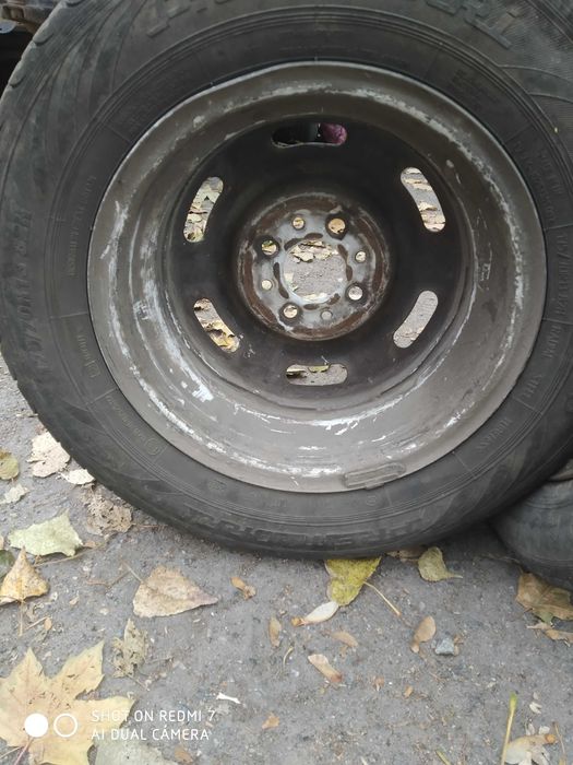 Продам два колеса