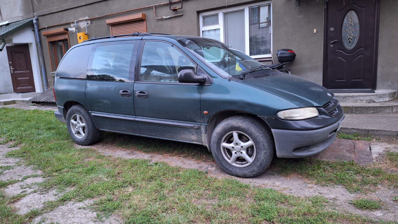 Продам ДОДЖ 2.5TD 1998 год.