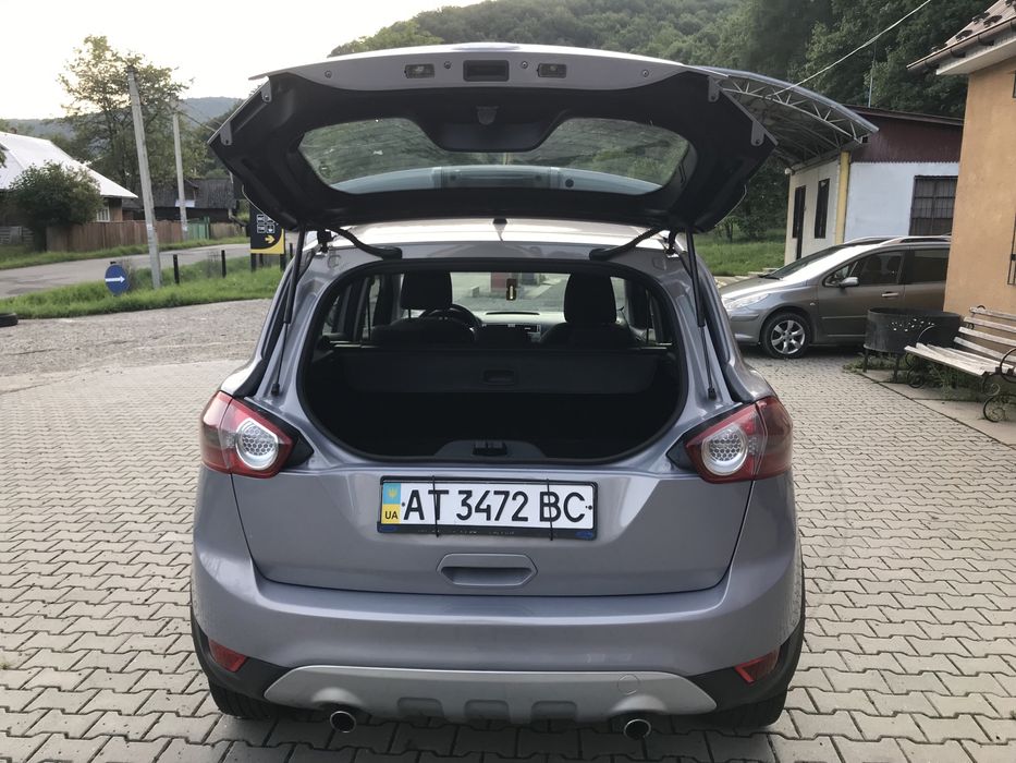 Ford Kuga 2011 р. 2.0 диз. Автомат