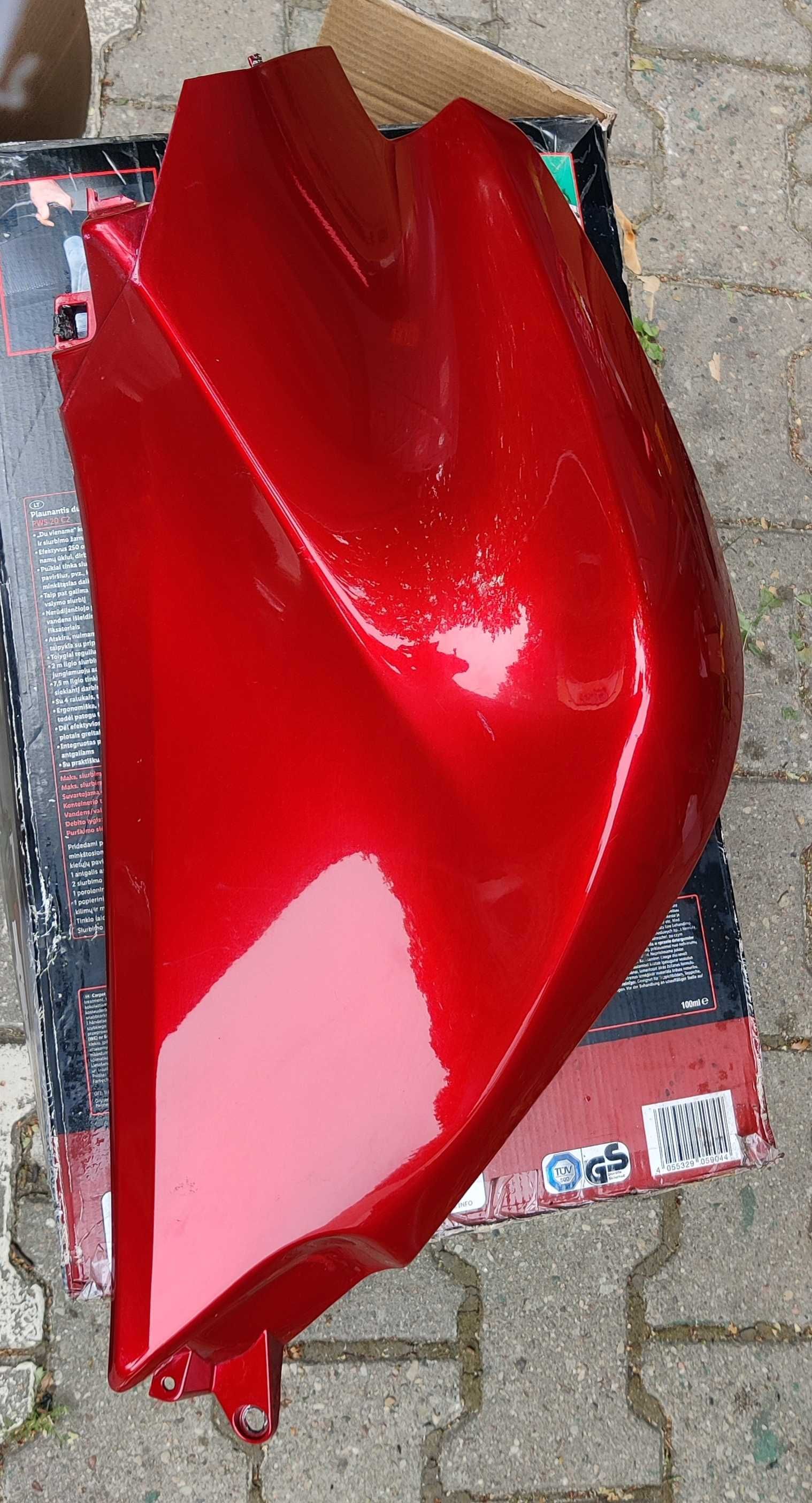 Sprzedam części karoserii i nie tylko do Honda VFR 1200f.