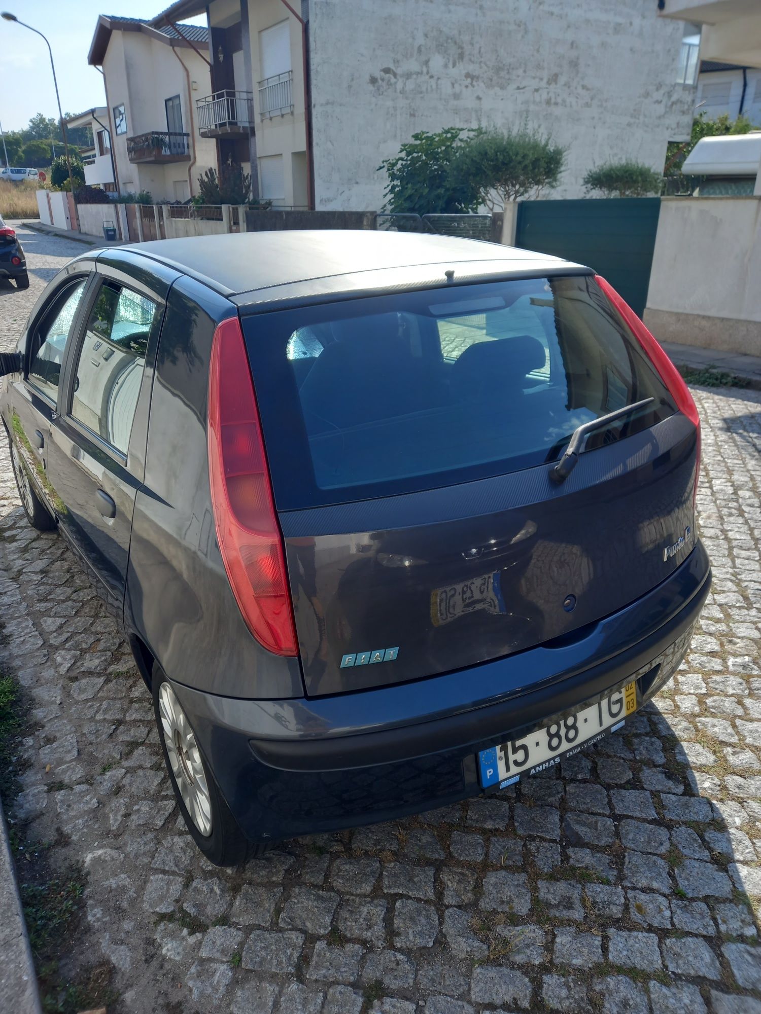 Fiat punto 16 válvulas ano 2002