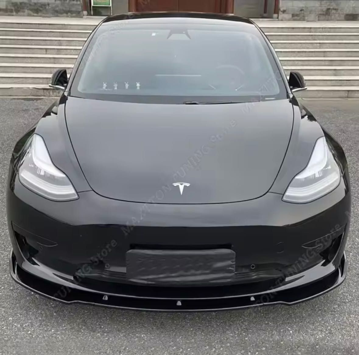 Губа на передний бампер сплитер на Tesla Model Y 3 накладка на бампер