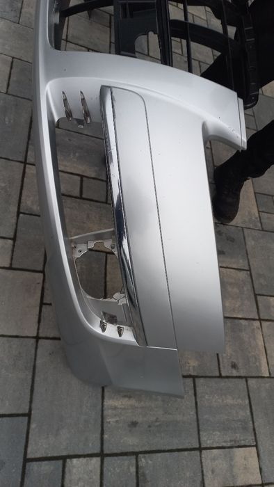 Audi a6 c6 04-08 zderzak przód przedni srebrny ly7w