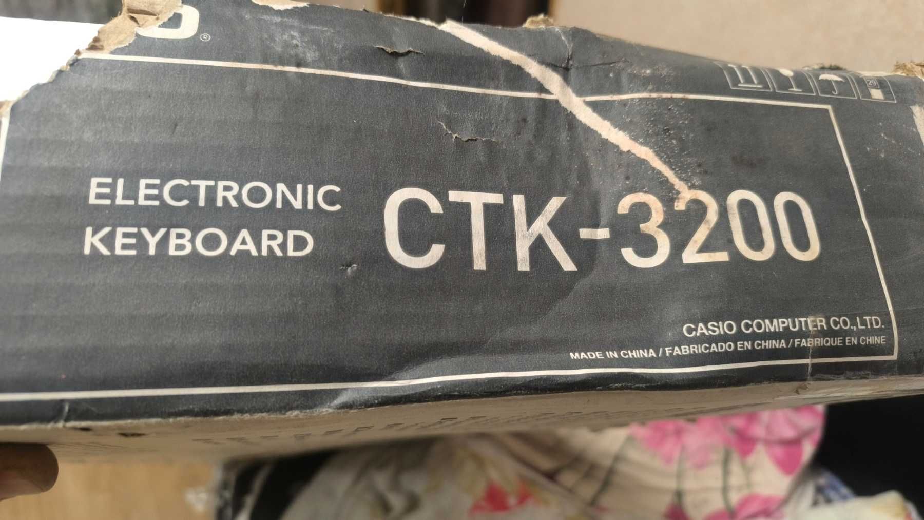 CASIO CTK-3200 Сінтезатор