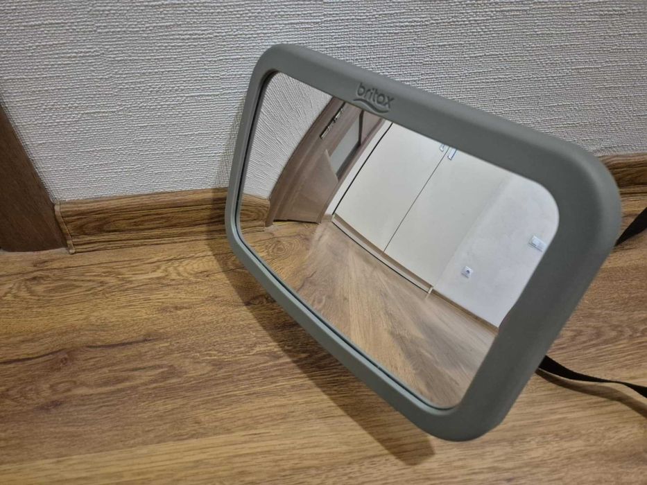 Продам коляску, автокрісло, люльку Britax