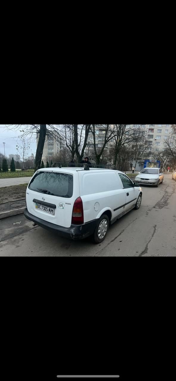 Продам машину opel astra g